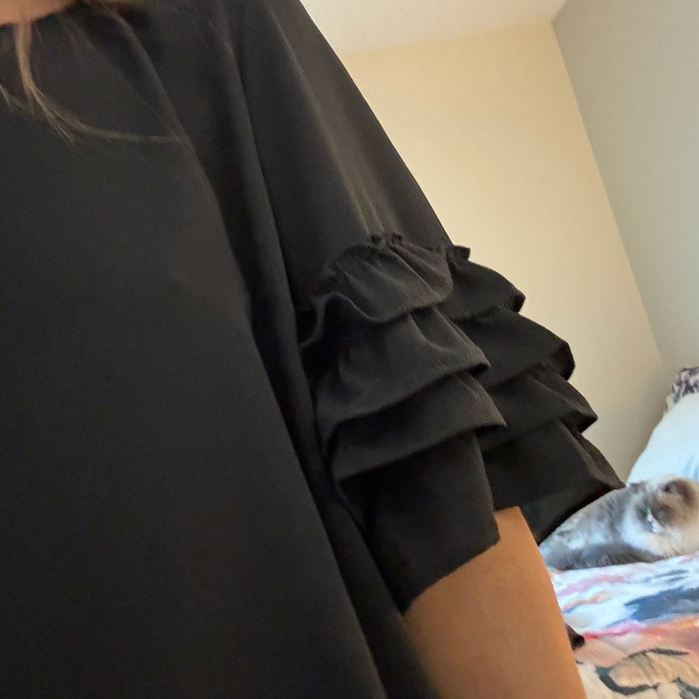 Cece Blouse - Picture 4 of 5